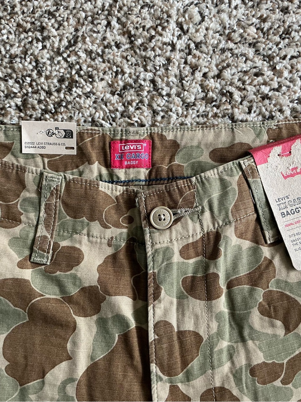 Levi's Camo Cargo Shorts in Brown and Green - Picture 9 of 10
